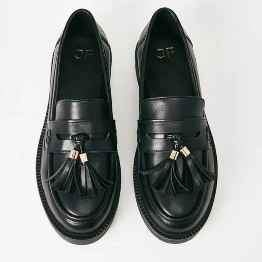 Justfab Georgie Black Vegan Leather Tassel Embellished Kiltie Style Loafers sz 8